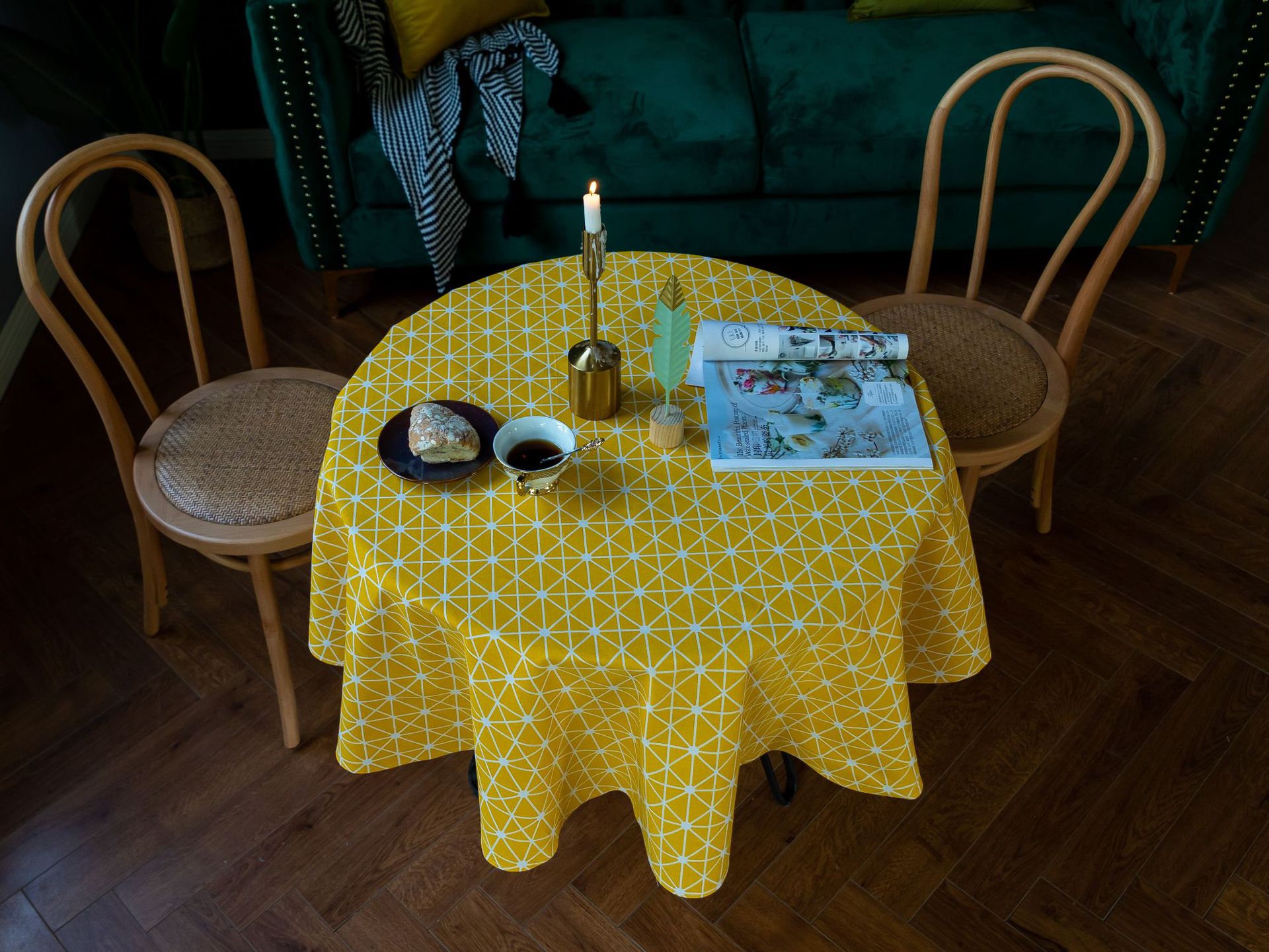 Cotton and Linen Round Tablecloth Ⅰ